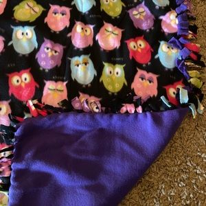 Owl tie blanket